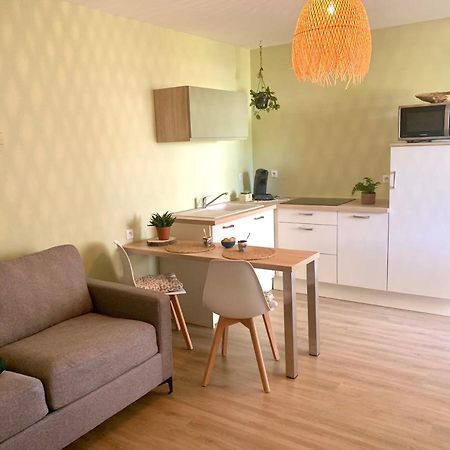 Gite Dans Une Ambiance Vegetale Avec Spa Privatif Jazennes Екстериор снимка