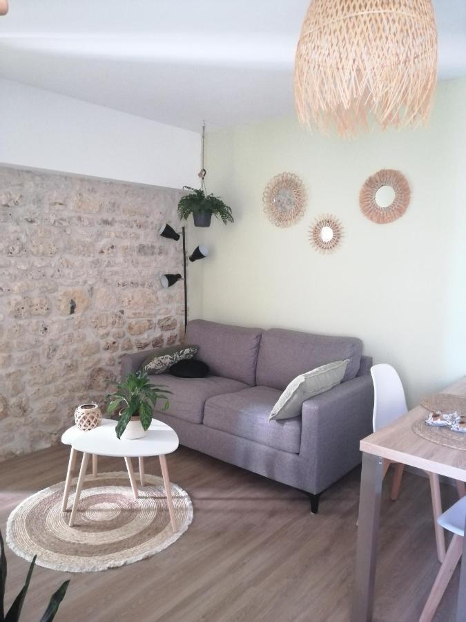 Gite Dans Une Ambiance Vegetale Avec Spa Privatif Jazennes Екстериор снимка